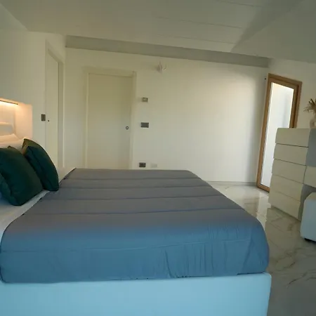 Rimini, 4 Con Giardino Privato E Parcheggio Gratuito, Relax A 10 Minuti Dal Mare Casa vacanze