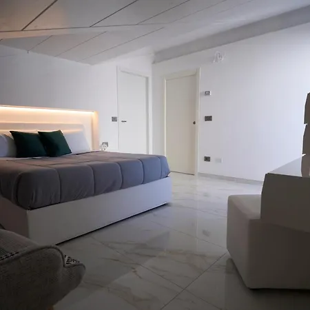 Casa vacanze Rimini, 4 Con Giardino Privato E Parcheggio Gratuito, Relax A 10 Minuti Dal Mare *