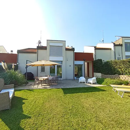 Rimini Relax Totale Giardino Recintato Parcheggio E Kit Bimbi Holiday home Casalecchio