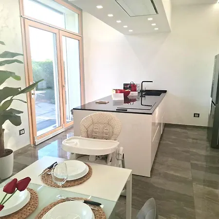 Prázdninový dům Sunstyle House Rimini Con Giardino E Park *